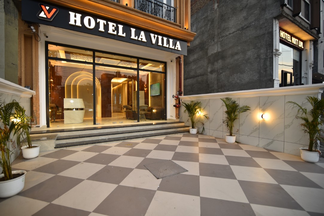 Hotel La Villa Booking